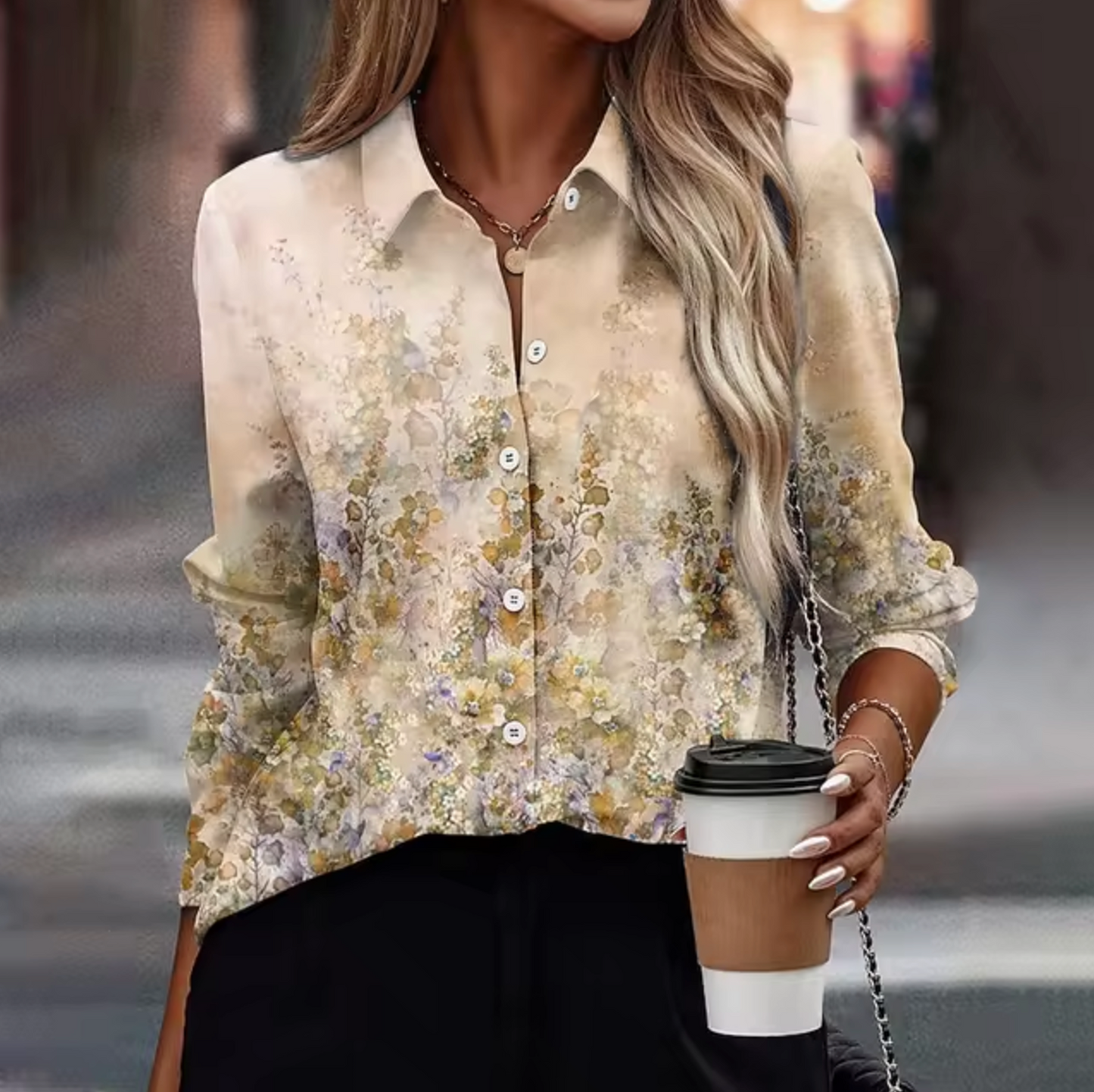 Blouse femme fleurie – Haut léger à motif floral élégant