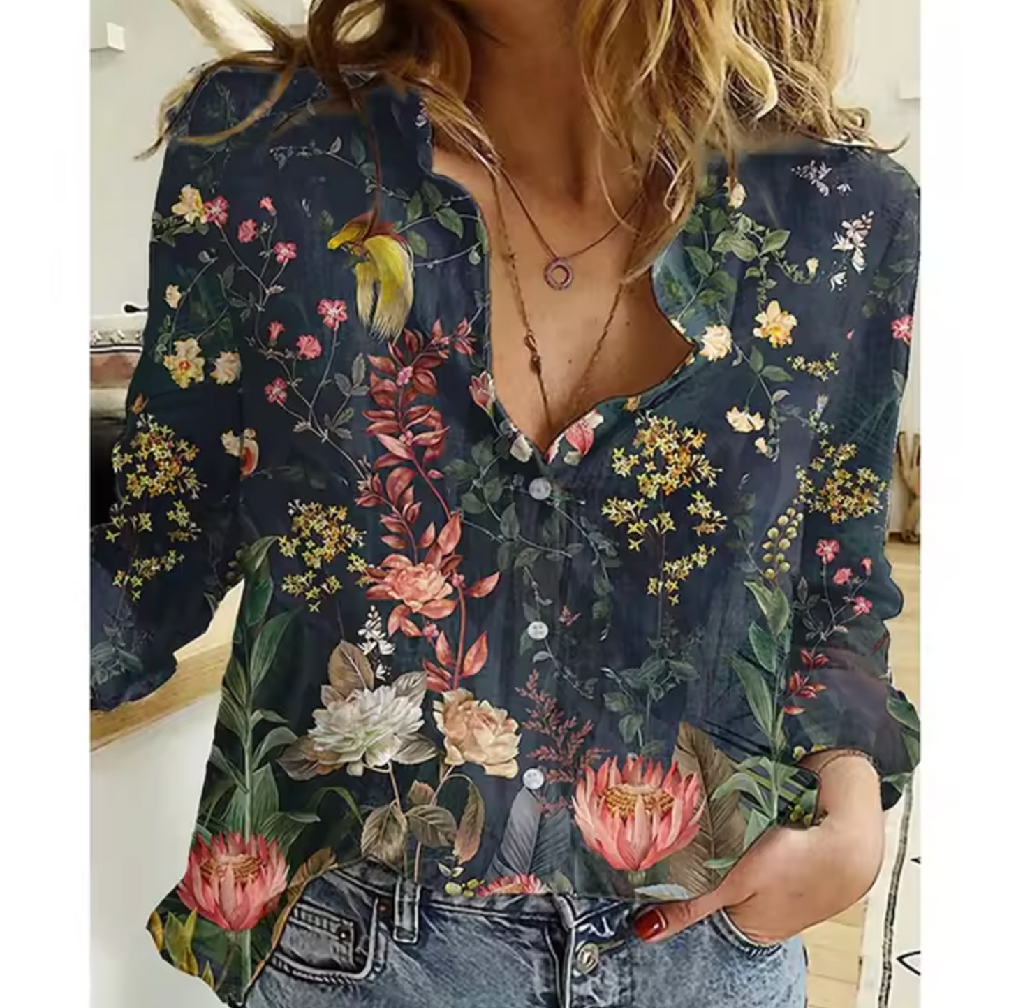 Blouse femme fleurie – Haut léger à motif floral élégant