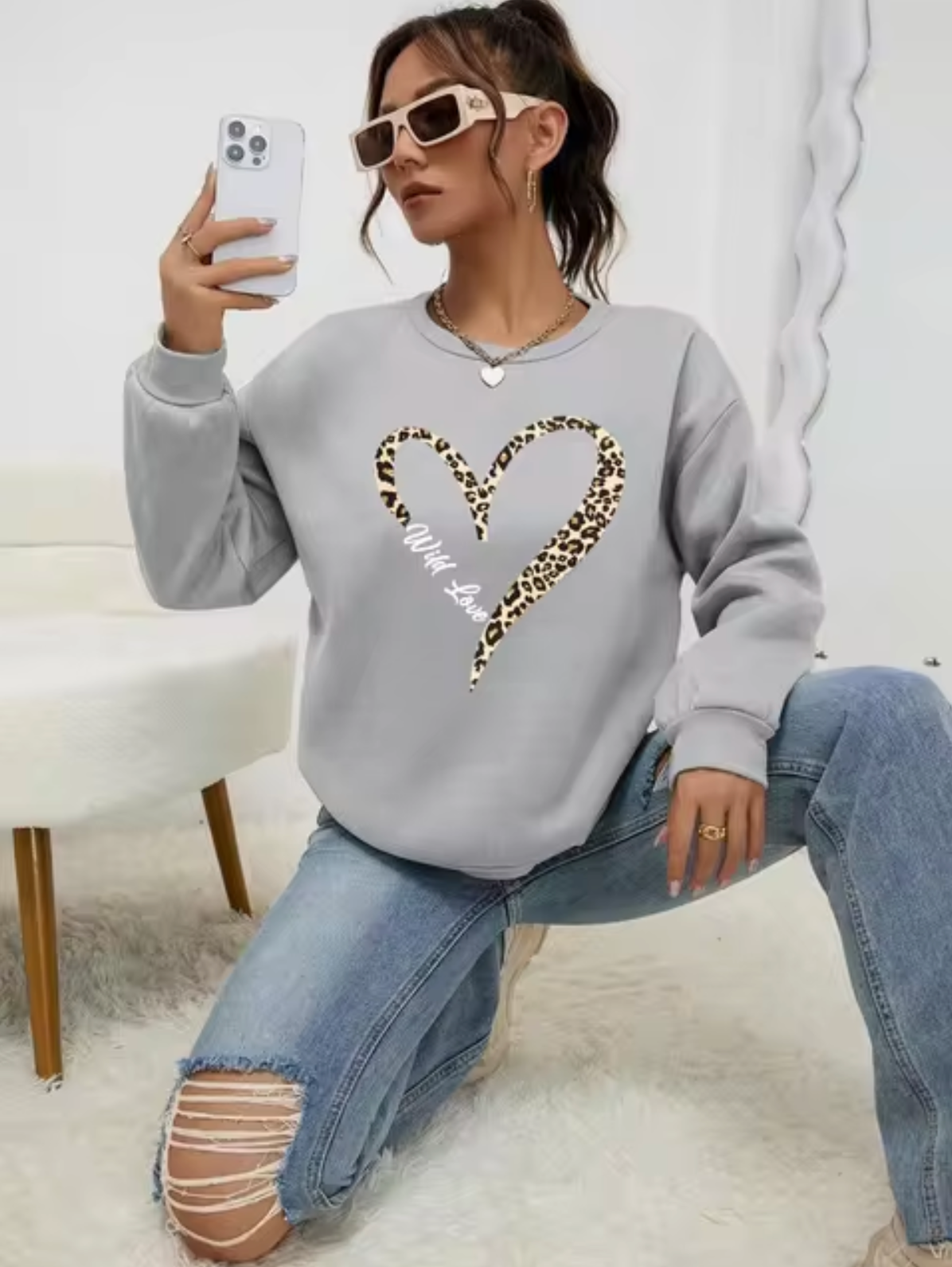 Pull coton femme – Sweat à imprimé cœur léopard chic et tendance