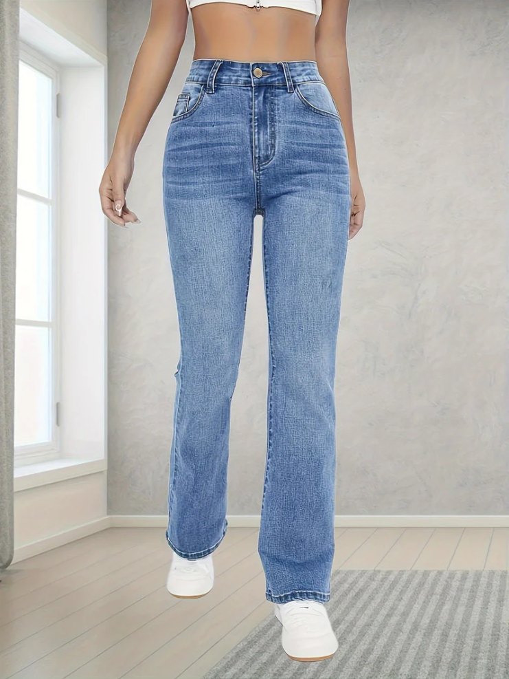 Jeans bootcut femme – Denim bleu clair tendance et confortable