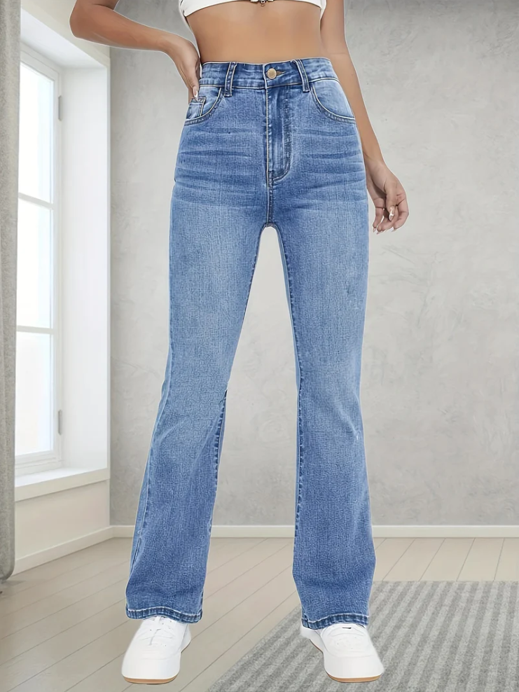 Jeans bootcut femme – Denim bleu clair tendance et confortable