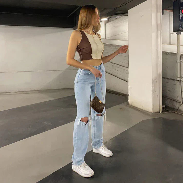 Jeans déchirés femme – Pantalon tendance à coupe ajustée et style moderne