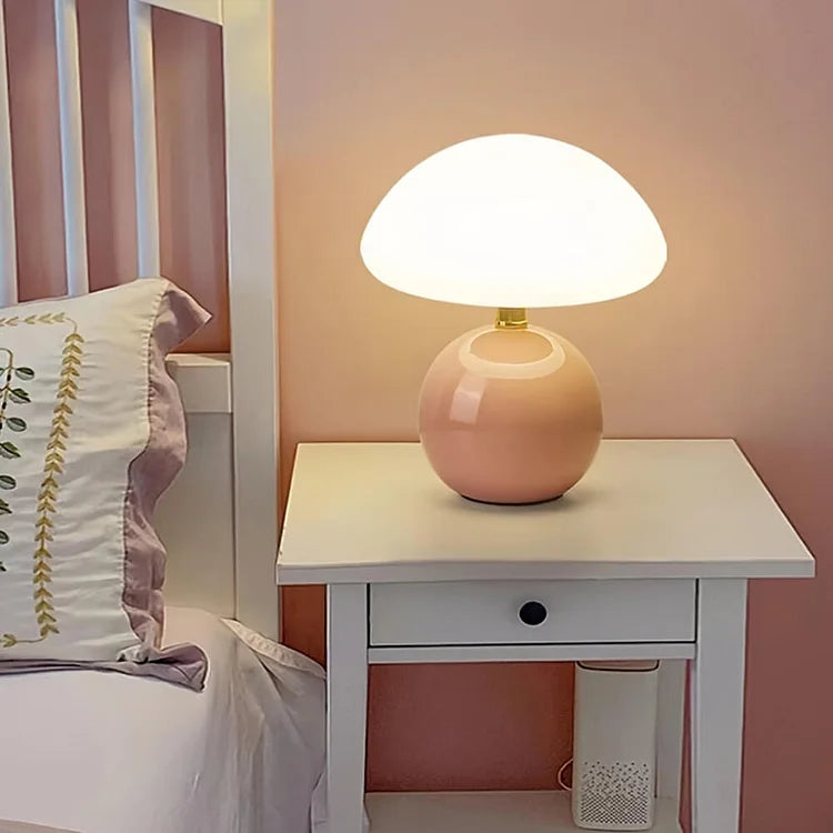 Lampe de Table Élégante – Éclairage Accentuateur Ludique pour Maison et Bureau